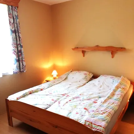 Gaal Apartman アパート